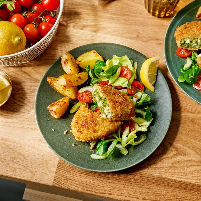 Ľahká večera so špenátovým syrom Rondo, zelerový šalát